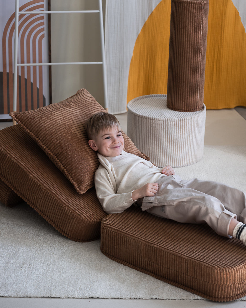 wigiwama-coussin-bloc-carr-toffee-velours-c-tel image 3