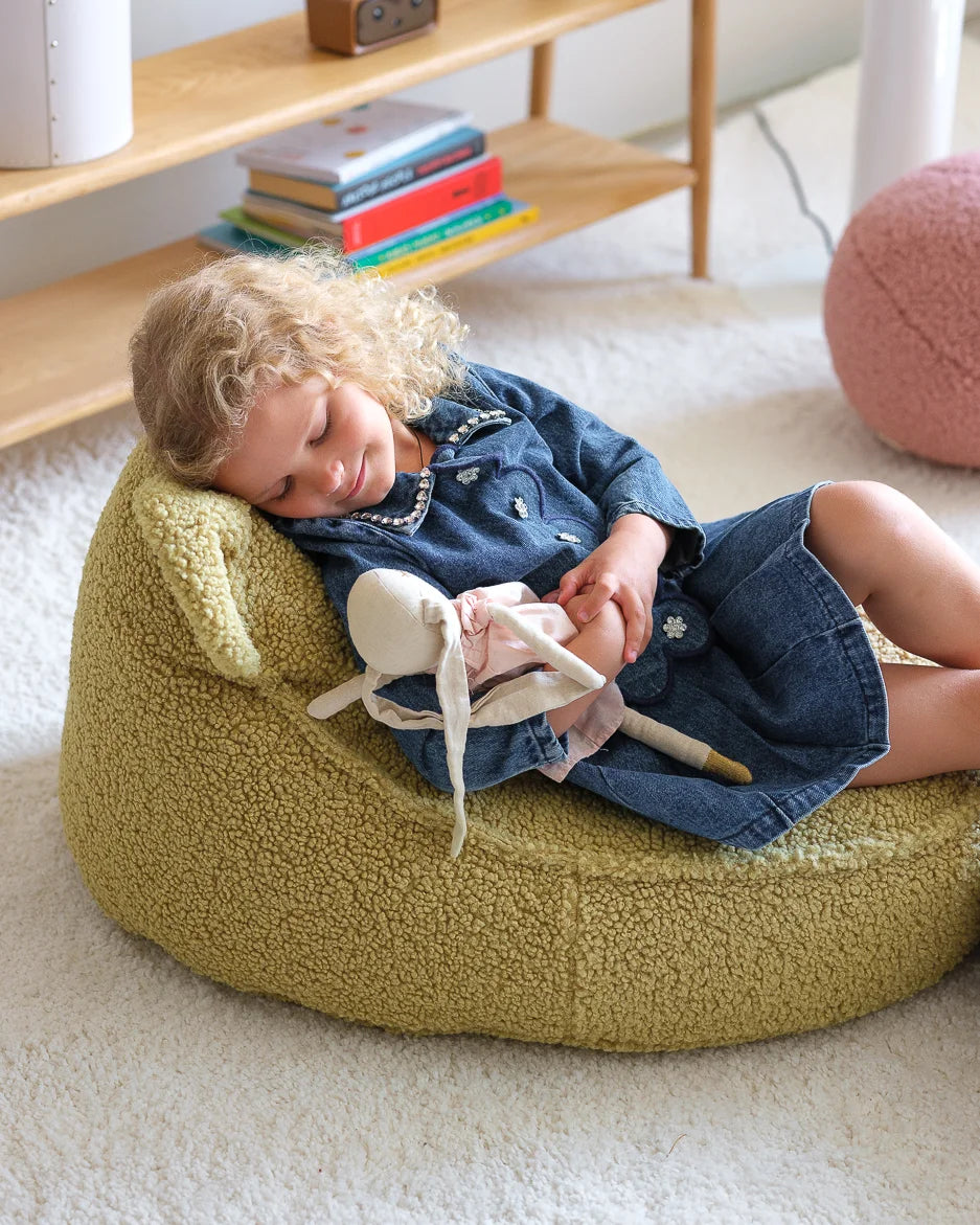 wigiwama-pouf-ours-matcha-pouf-enfant-teddy image 8