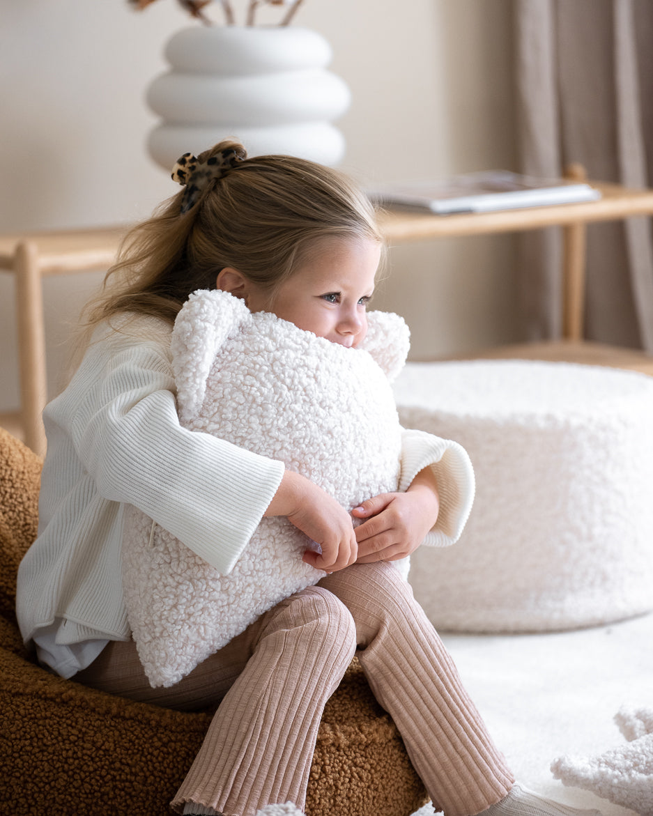 wigiwama-coussin-ours-cream-white-teddy image 3