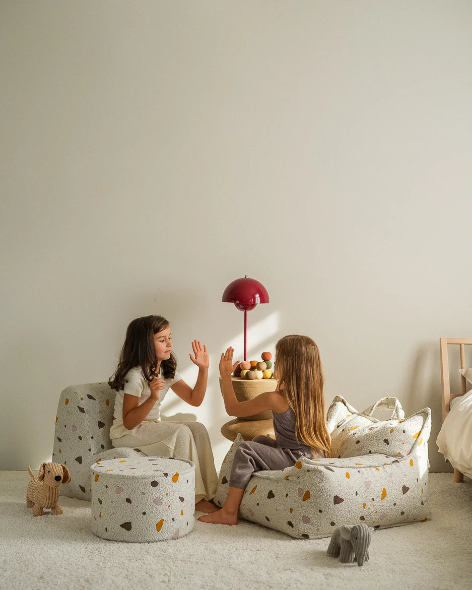 wigiwama-fauteuil-poire-terrazzo-marble-pouf-enfant image 7