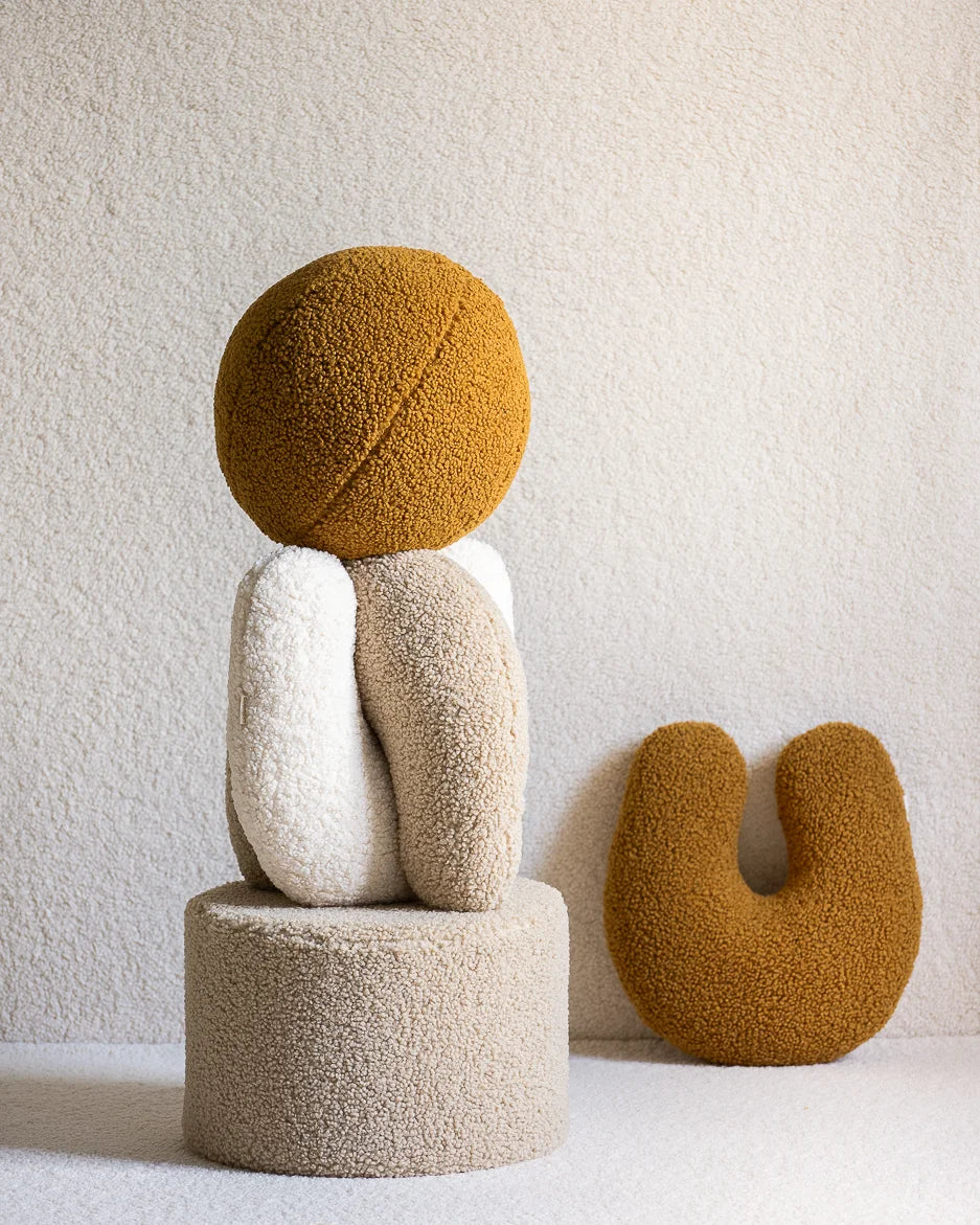 wigiwama-coussin-boule-maple-en-tissu-teddy image 6