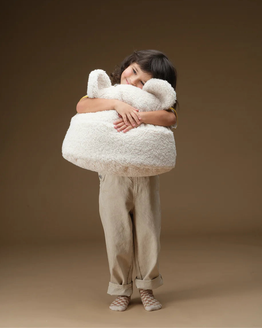 wigiwama-teddy-pouch-cream-white-coussin-rangement-enfant image 5