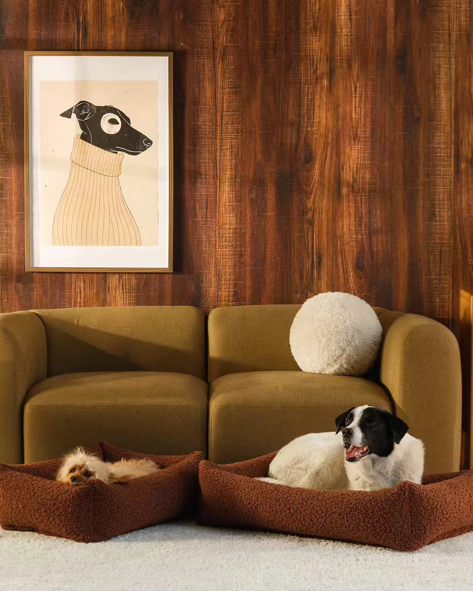 wigiwama-pet-snuggle-bed-l-warm-hazel-lit-chien-teddy-r-versible image 6