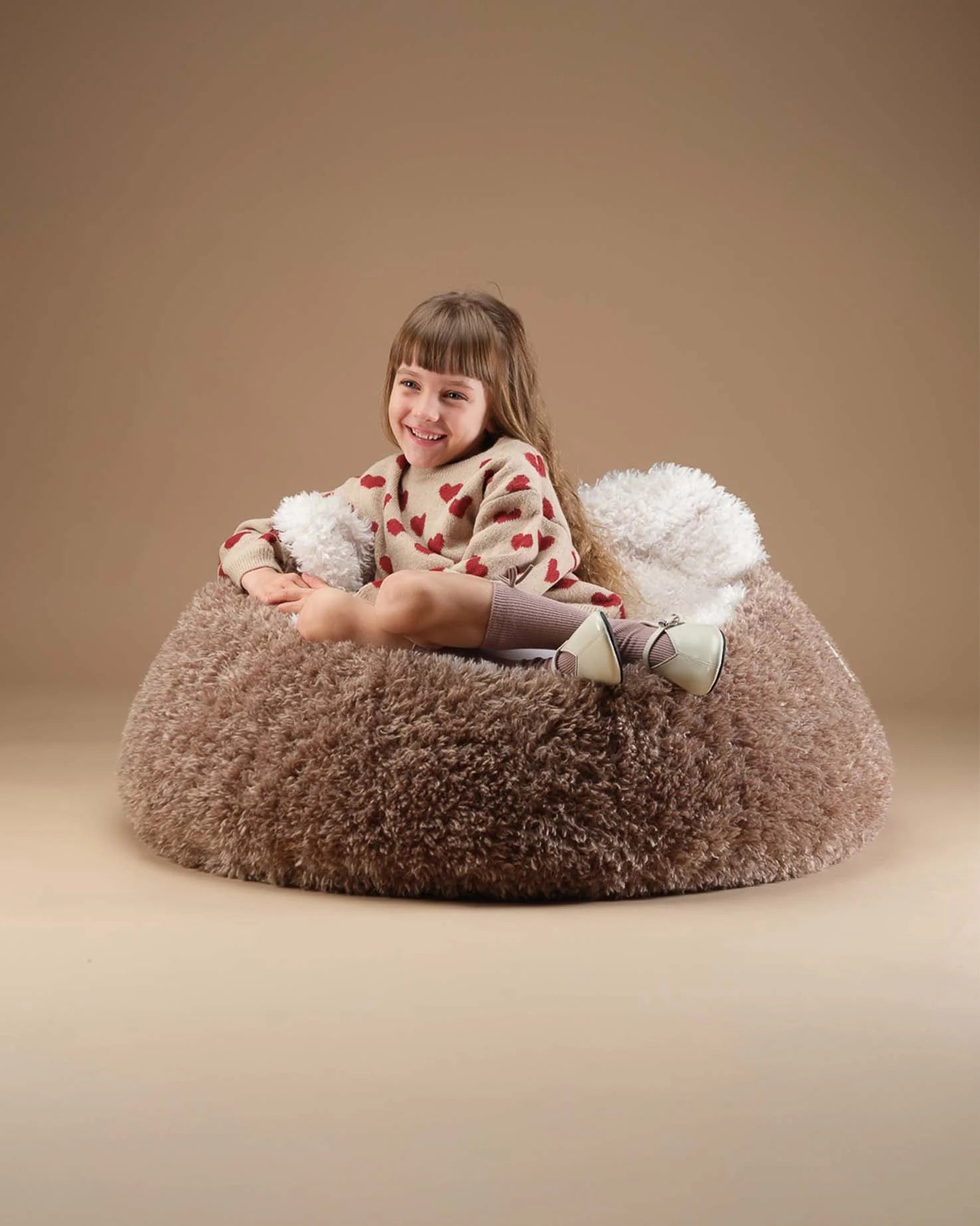 wigiwama-pouf-yeti-truffle-pouf-enfant-moelleux image 6