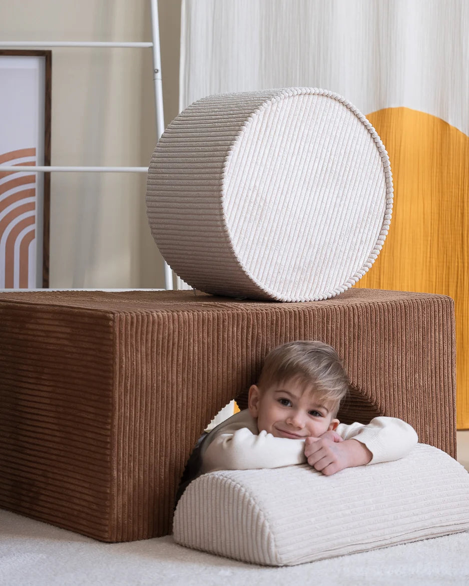 wigiwama-pouf-enfant-marshmallow-velours-c-tel image 3