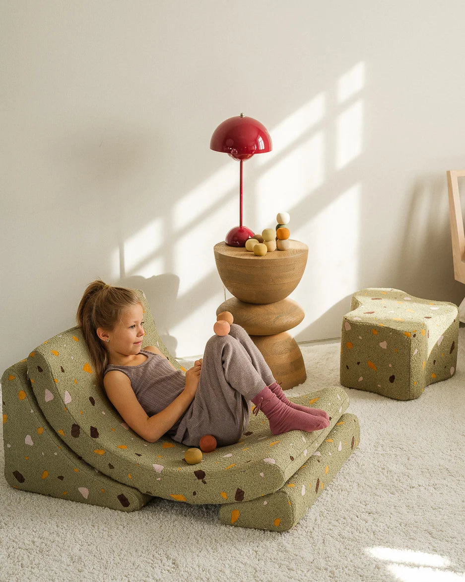 wigiwama-pouf-nuage-terrazzo-moss-pouf-enfant image 5