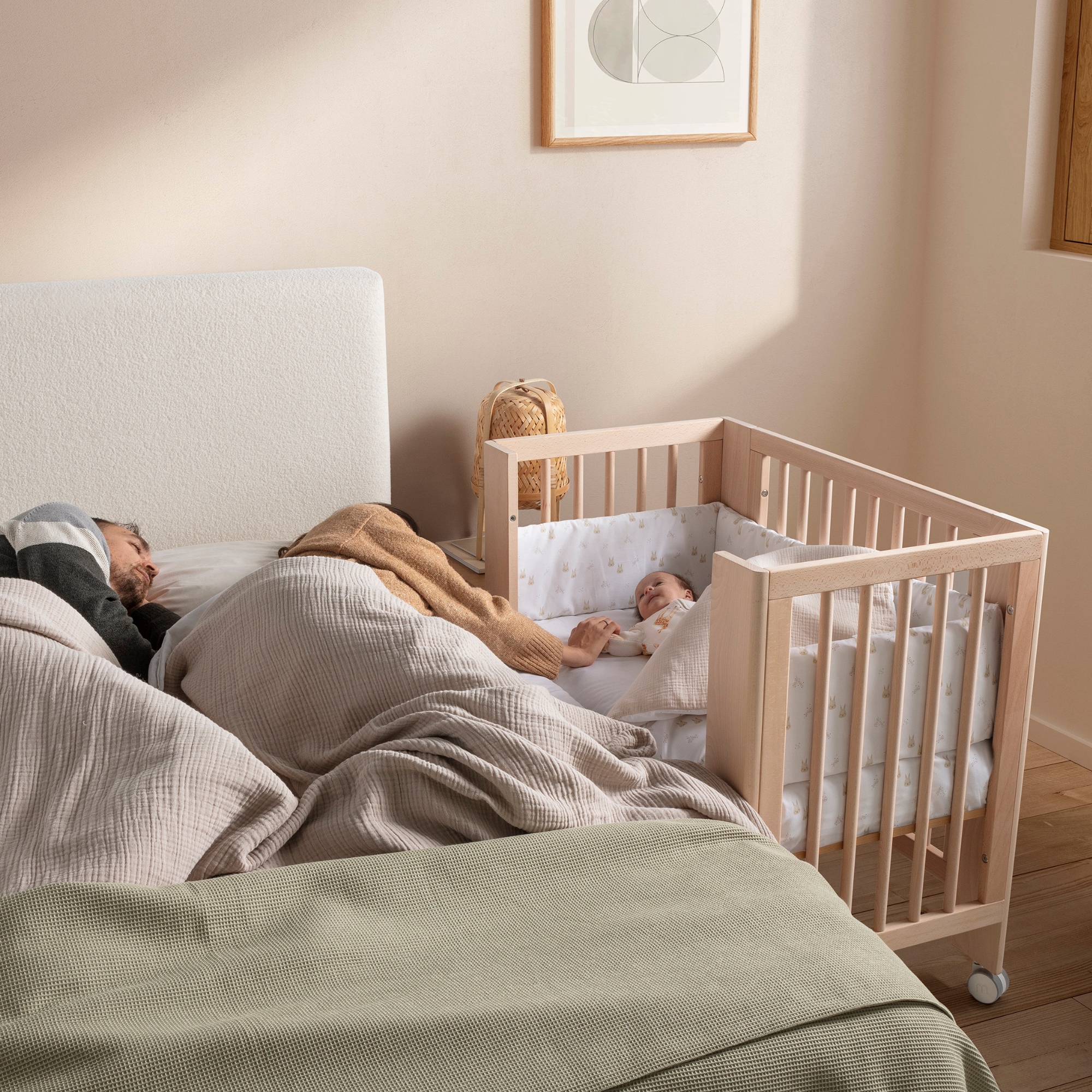 micuna-converbaby-lit-b-b-volutif-convertible image 3