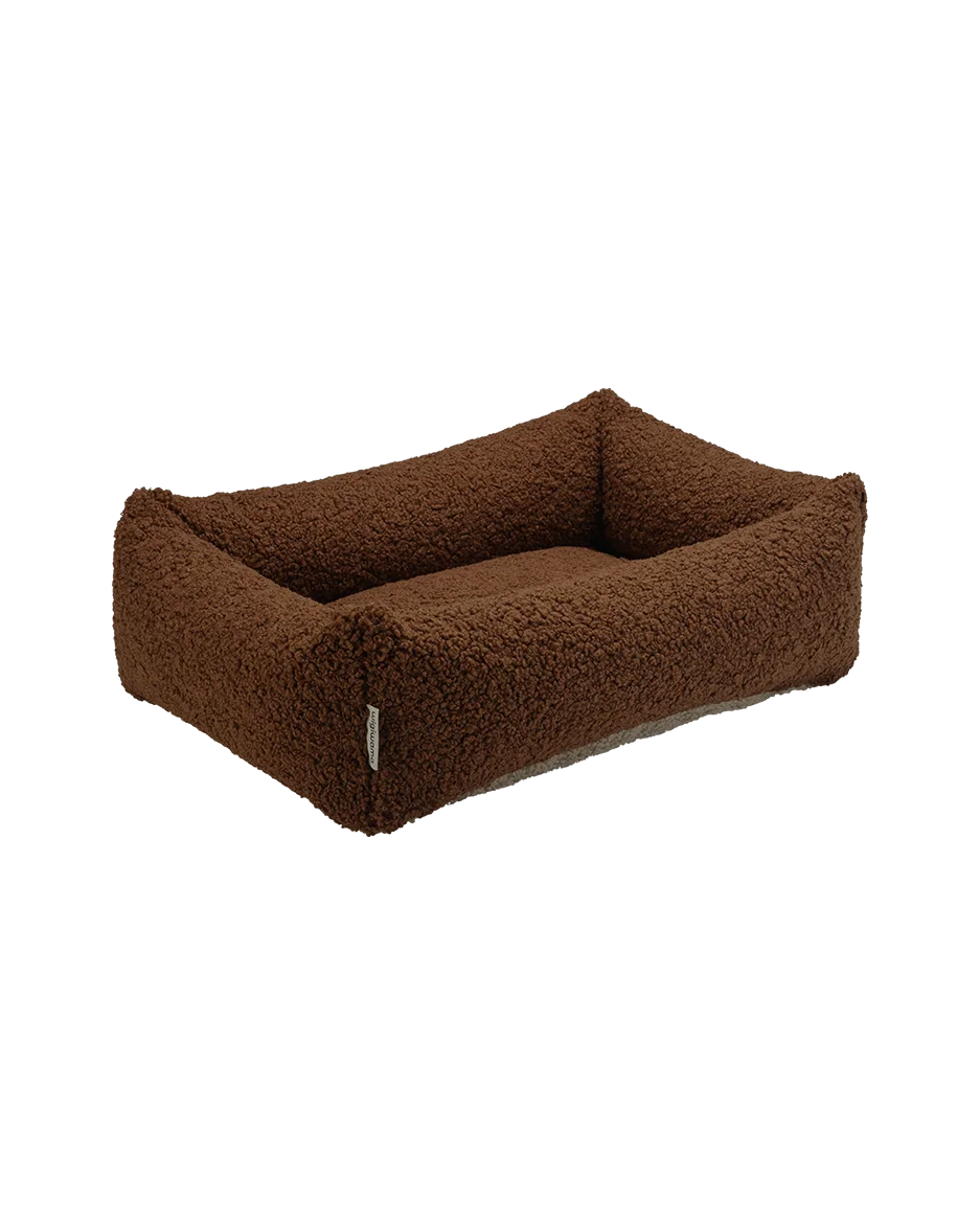 wigiwama-warm-hazel-pet-snuggle-bed-m-lit-chien-teddy-r-versible image 1