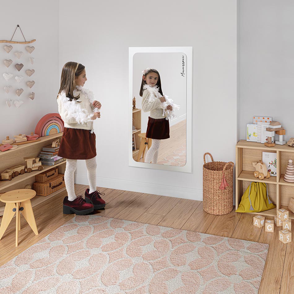micuna-mountain-miroir-montessori-enfant image 2