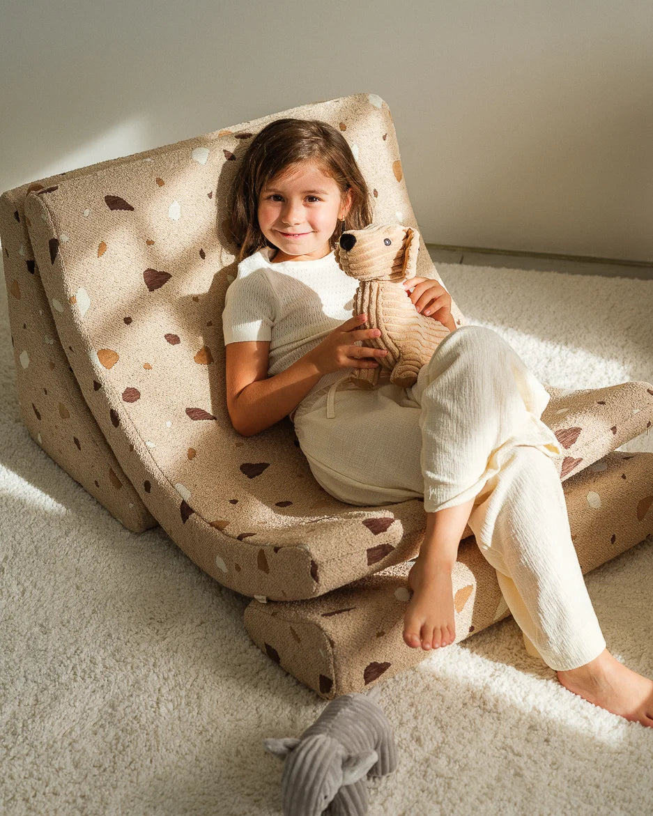 wigiwama-fauteuil-lune-chaise-modulable-enfant-terrazzo-sand image 2