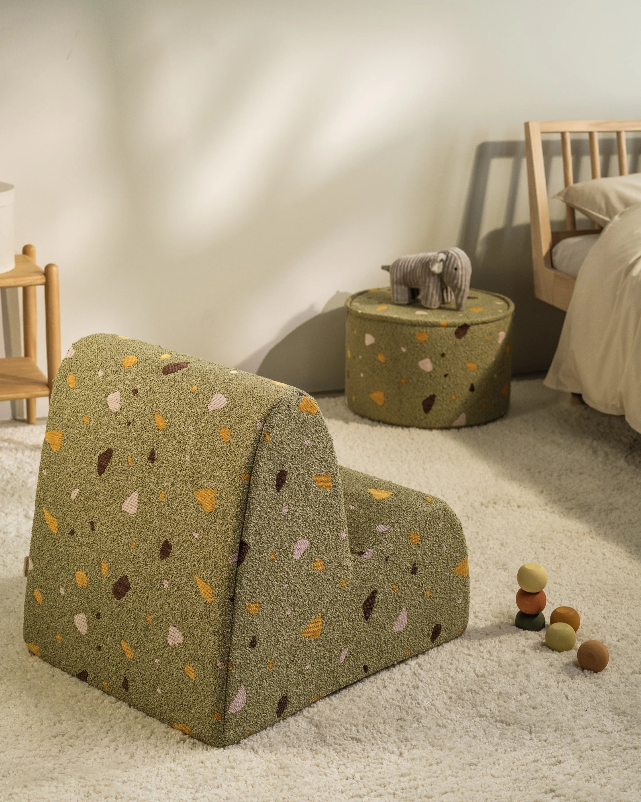 wigiwama-fauteuil-nuage-terrazzo-moss-cloud-chair-enfant image 7