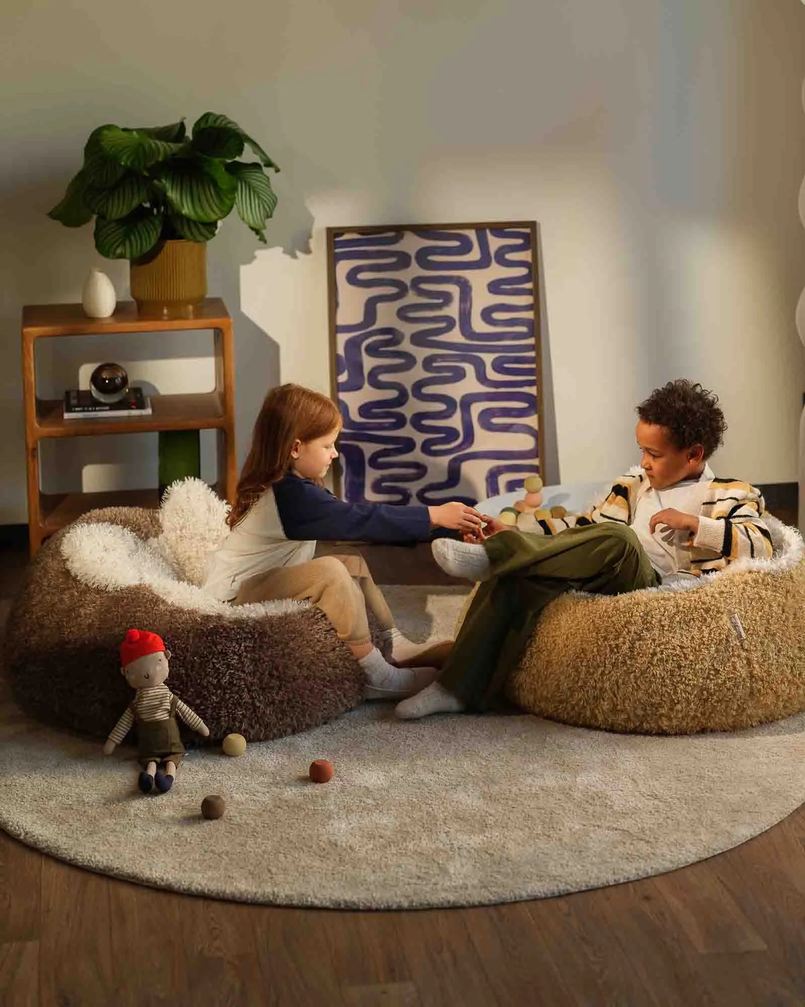 wigiwama-pouf-yeti-truffle-pouf-enfant-moelleux image 5