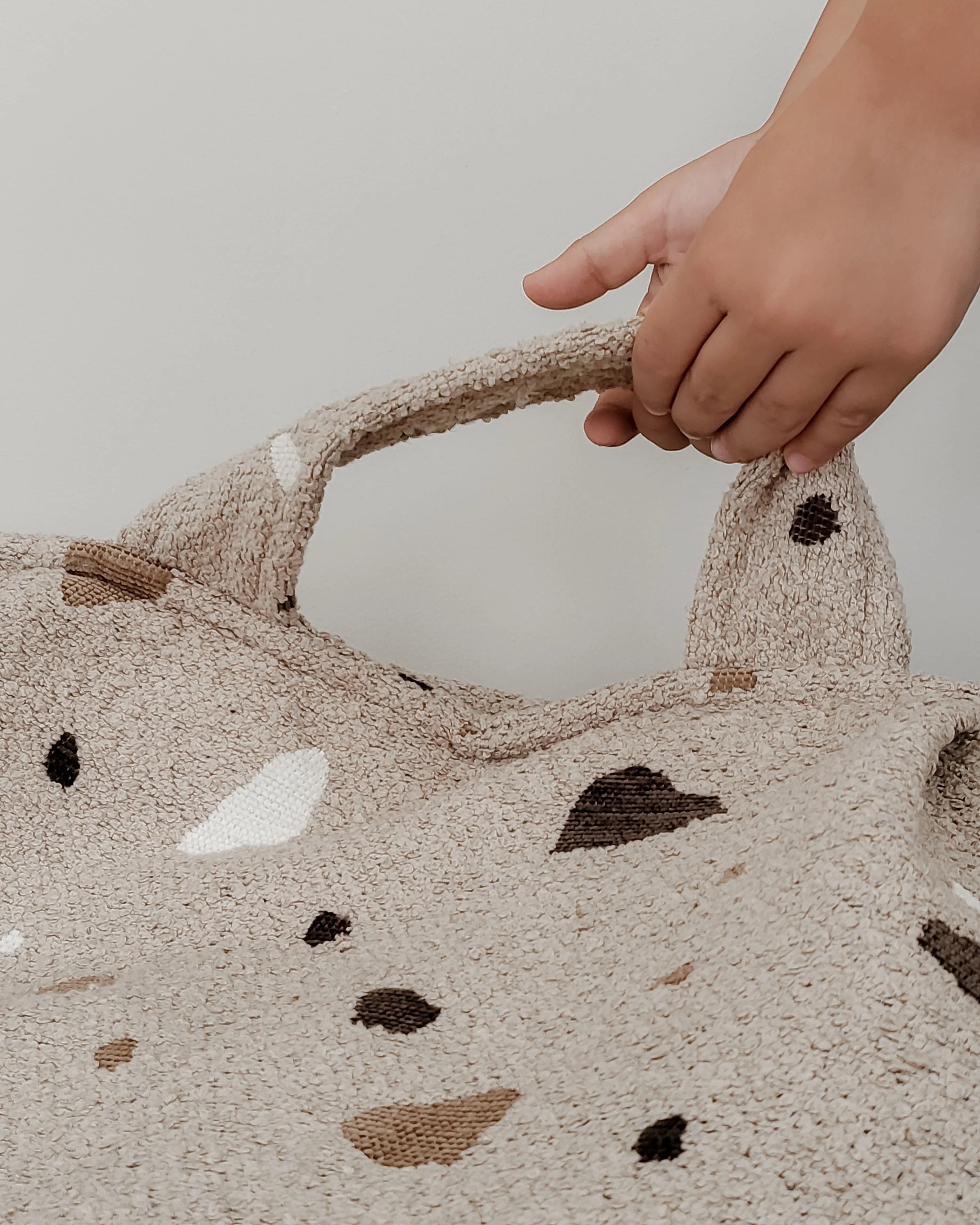 wigiwama-fauteuil-poire-terrazzo-sand-pouf-enfant image 5