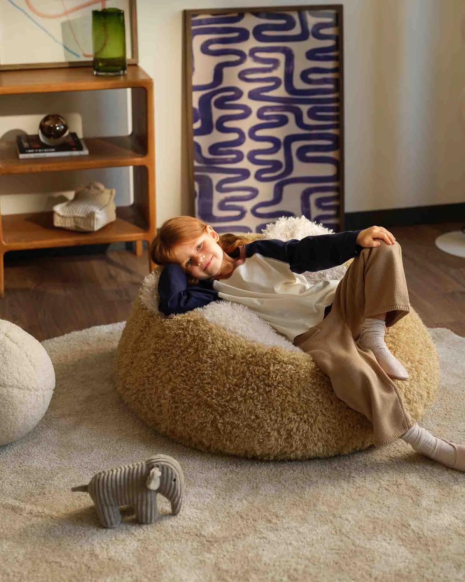 wigiwama-pouf-honey-yeti-pouf-enfant-moelleux image 8