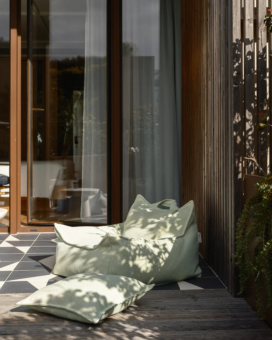 wigiwama-traversin-herba-outdoor-coussin-ext-rieur-enfant image 5