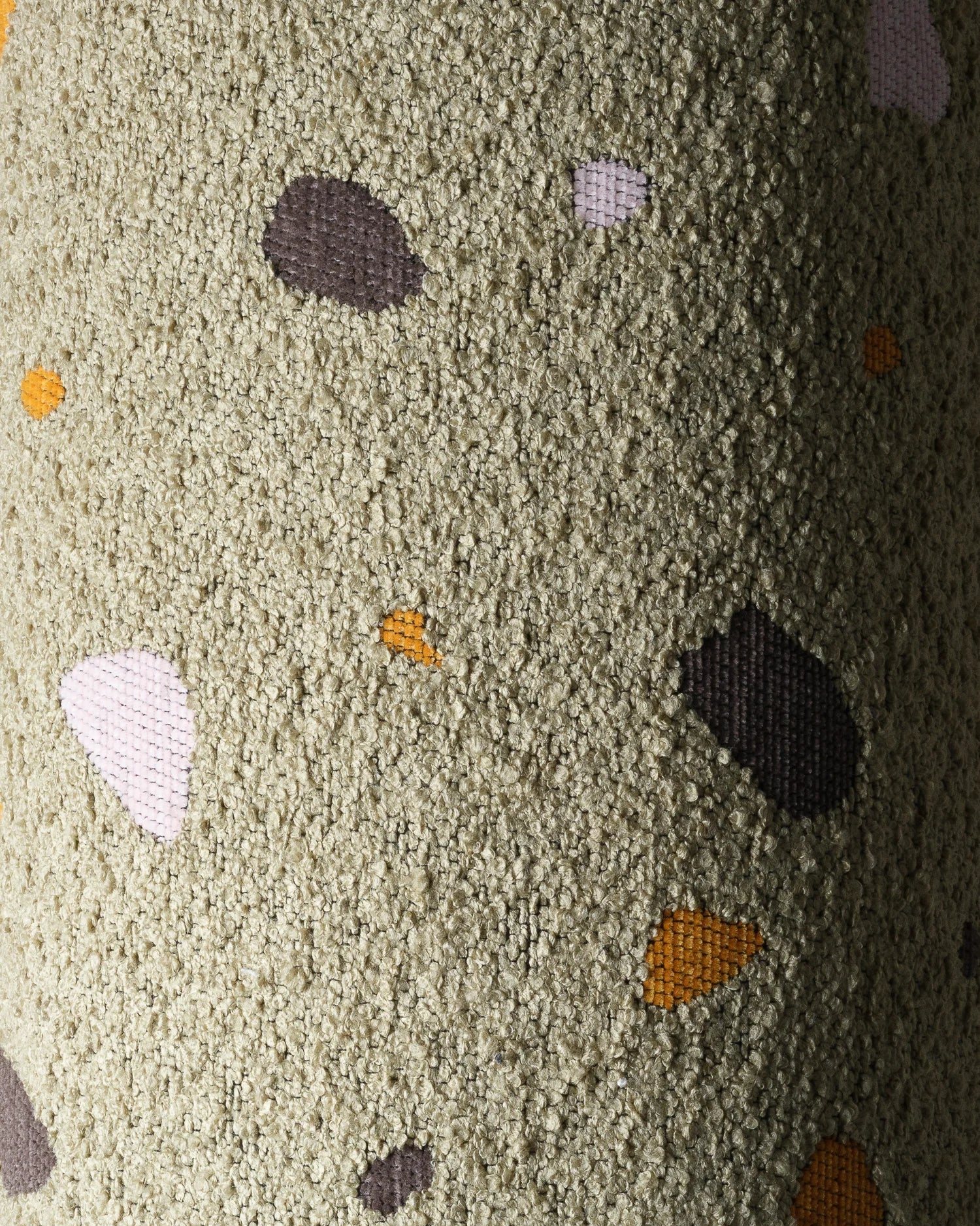 wigiwama-fauteuil-lune-terrazzo-moss image 6