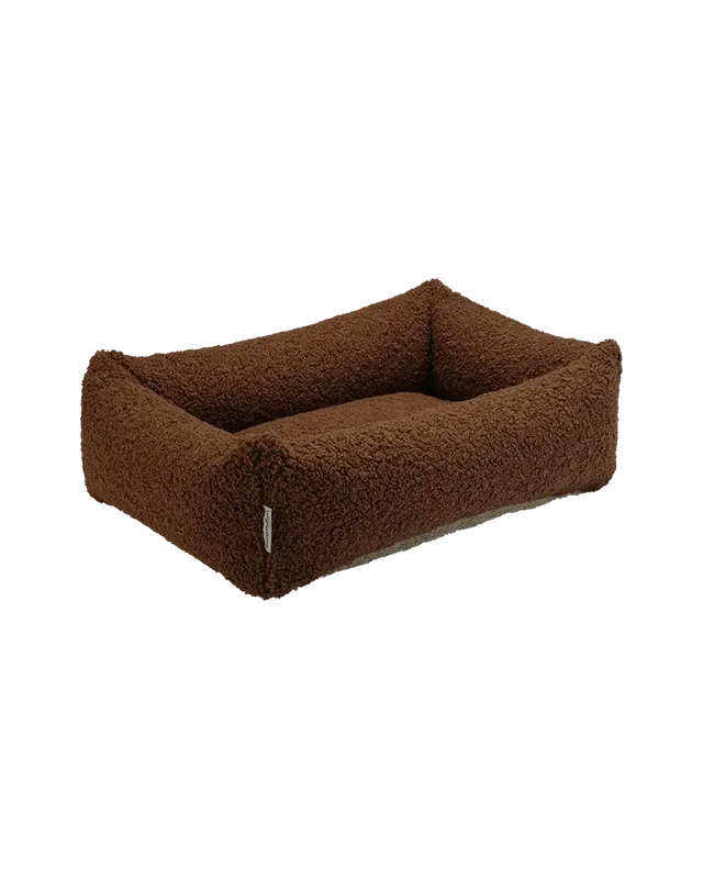 wigiwama-warm-hazel-pet-snuggle-bed-m-lit-chien-teddy-r-versible image 1