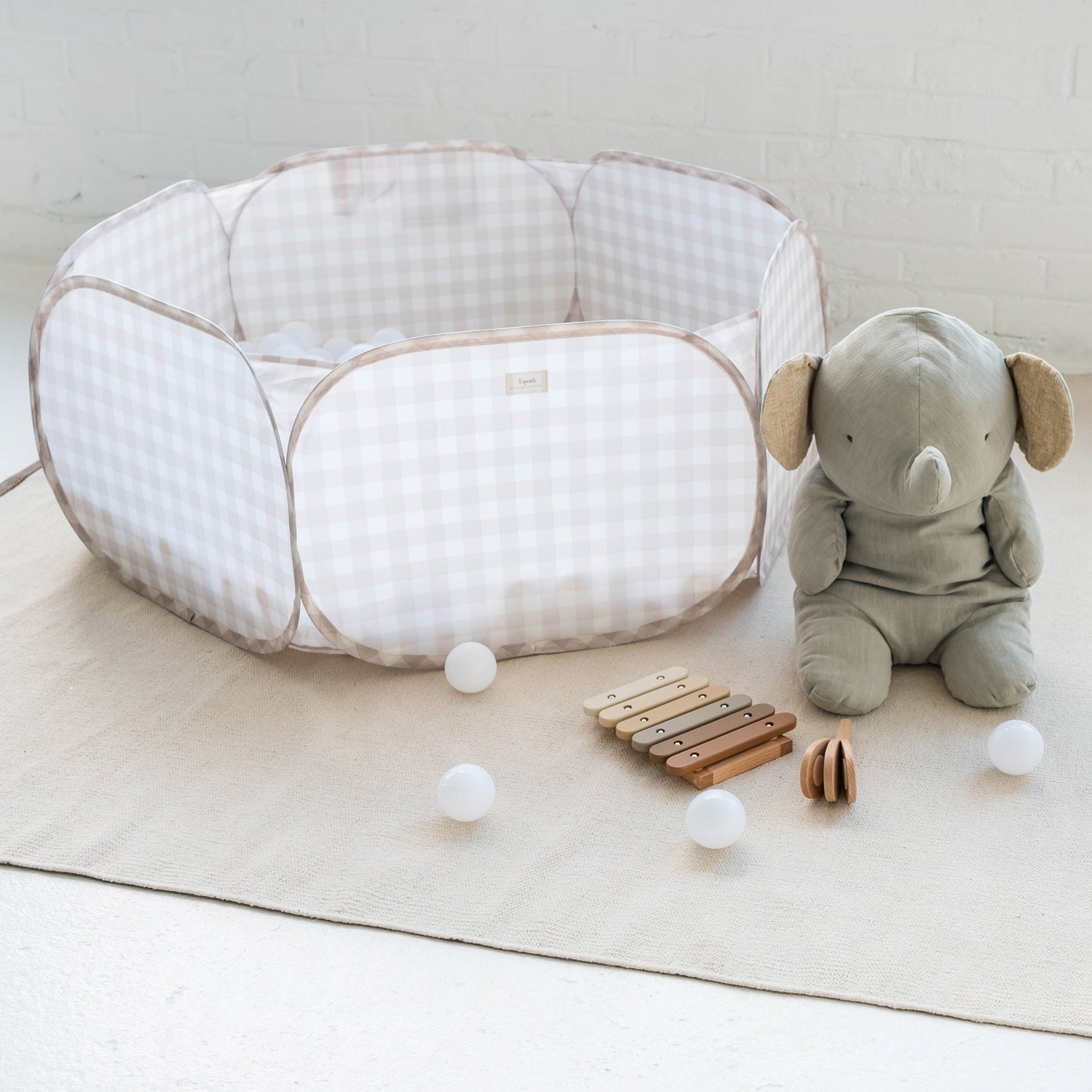 3-sprouts-piscine-balles-vichy-beige-en-tissu-recycl image 5