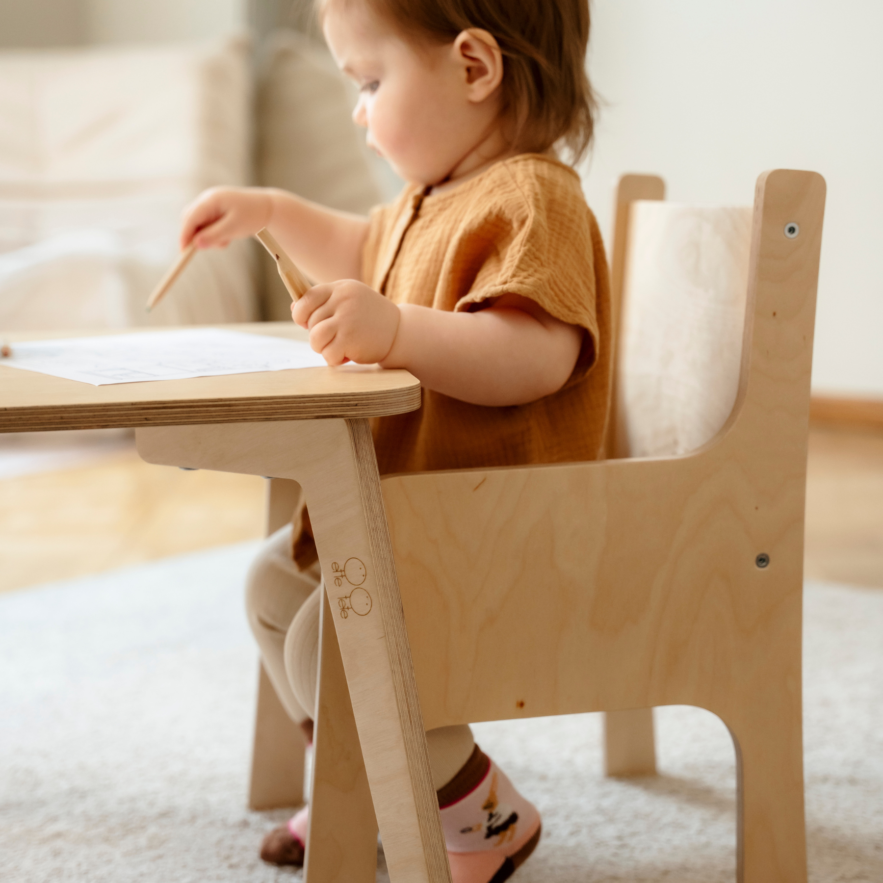 ette-tete-tulla-chaise-enfant-r-glable-en-hauteur image 2