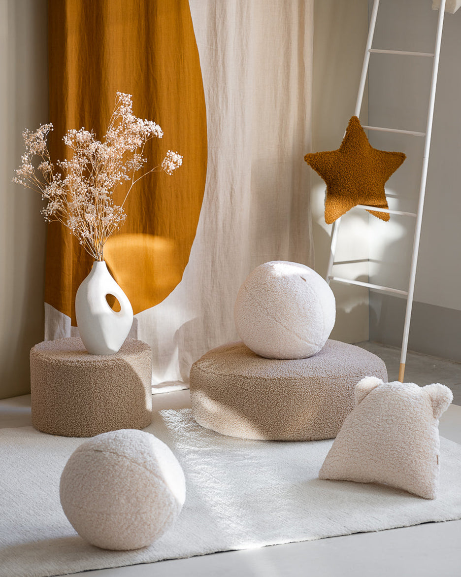 wigiwama-coussin-ours-cream-white-teddy image 5