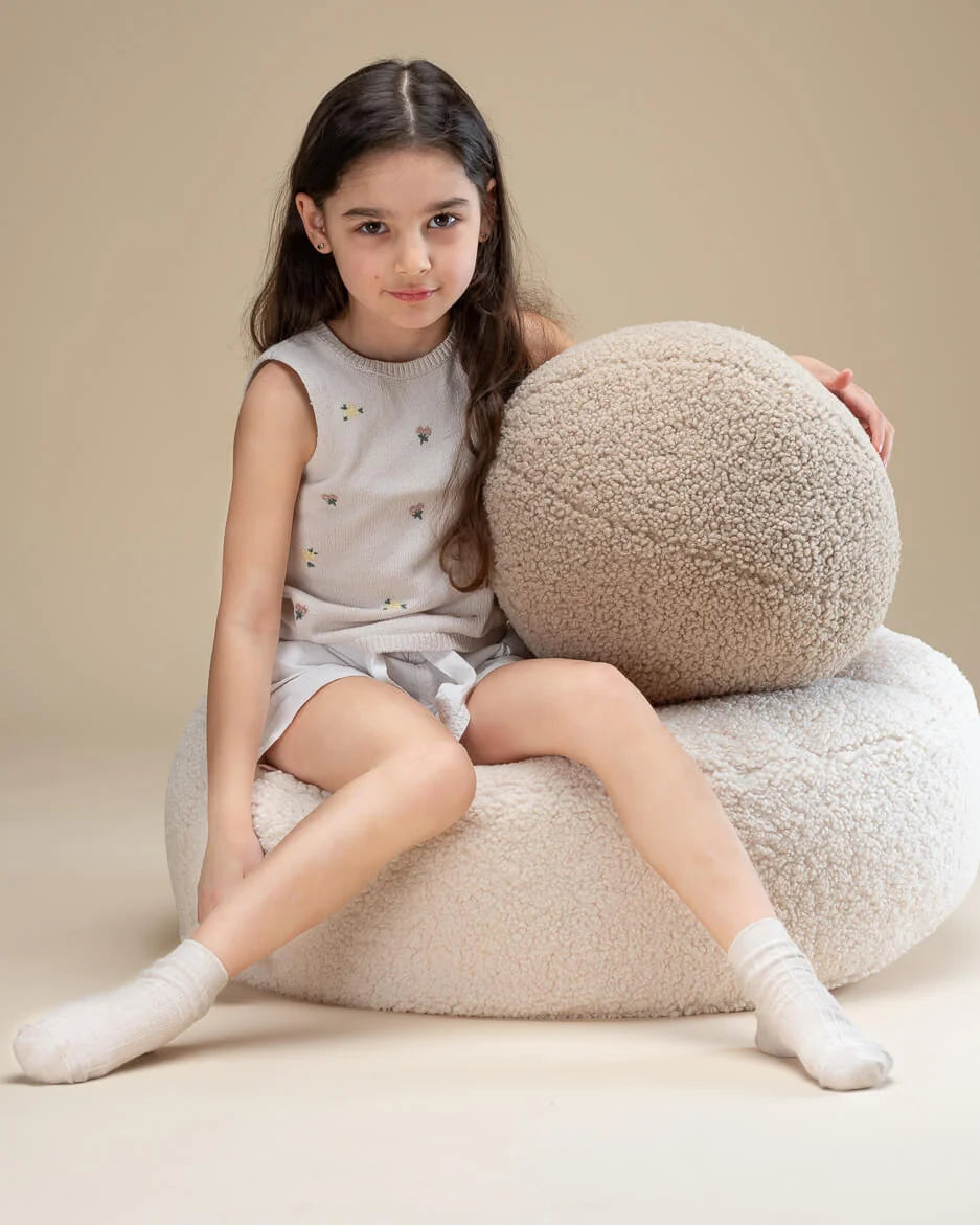 wigiwama-ottoman-rond-cream-white-coussin-de-sol-enfant image 6
