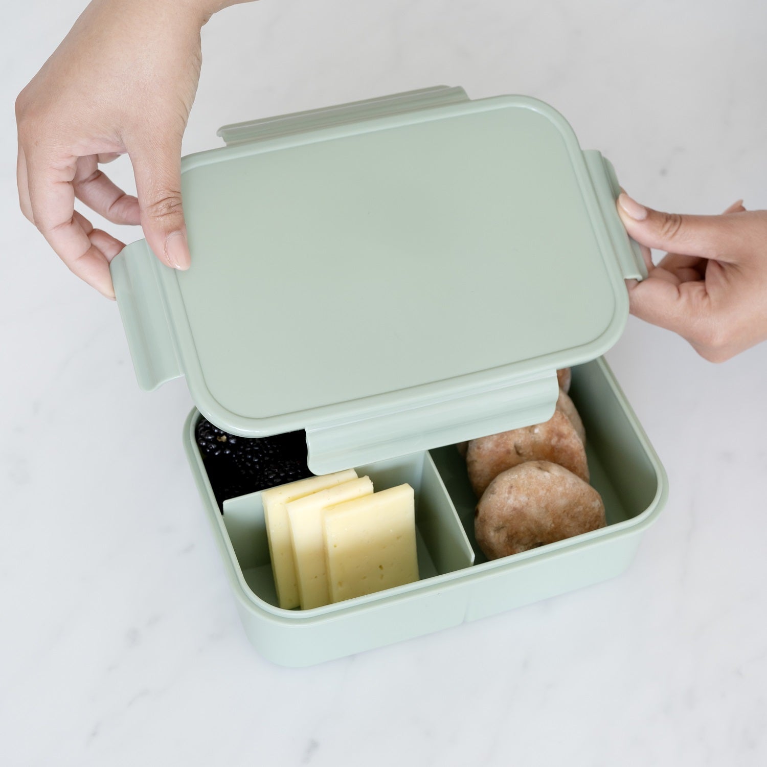 3-sprouts-bo-te-bento-verte-3-compartiments-en-plastique-recycl image 4