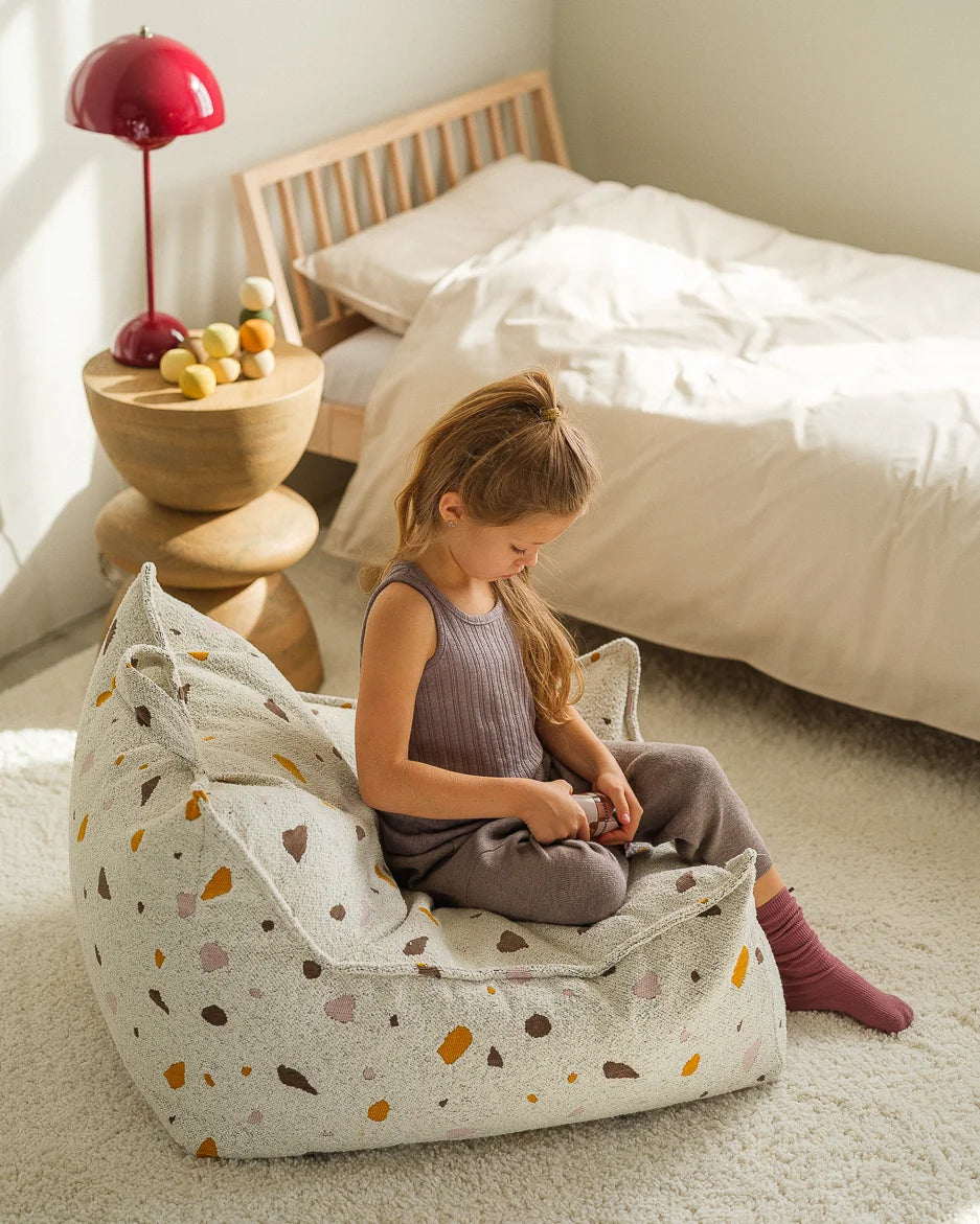 wigiwama-fauteuil-poire-terrazzo-marble-pouf-enfant image 8