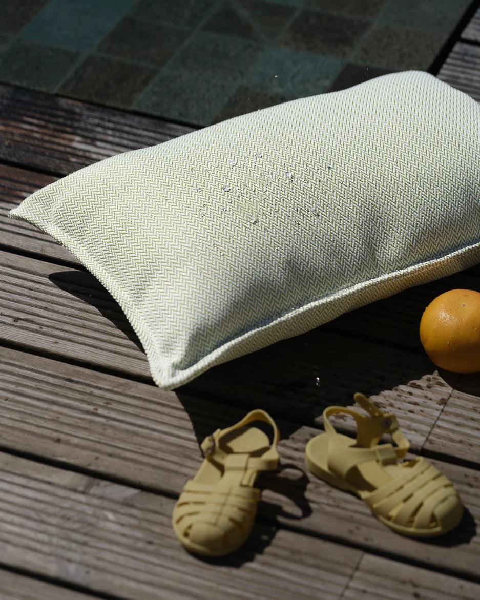 wigiwama-traversin-herba-outdoor-coussin-ext-rieur-enfant image 3