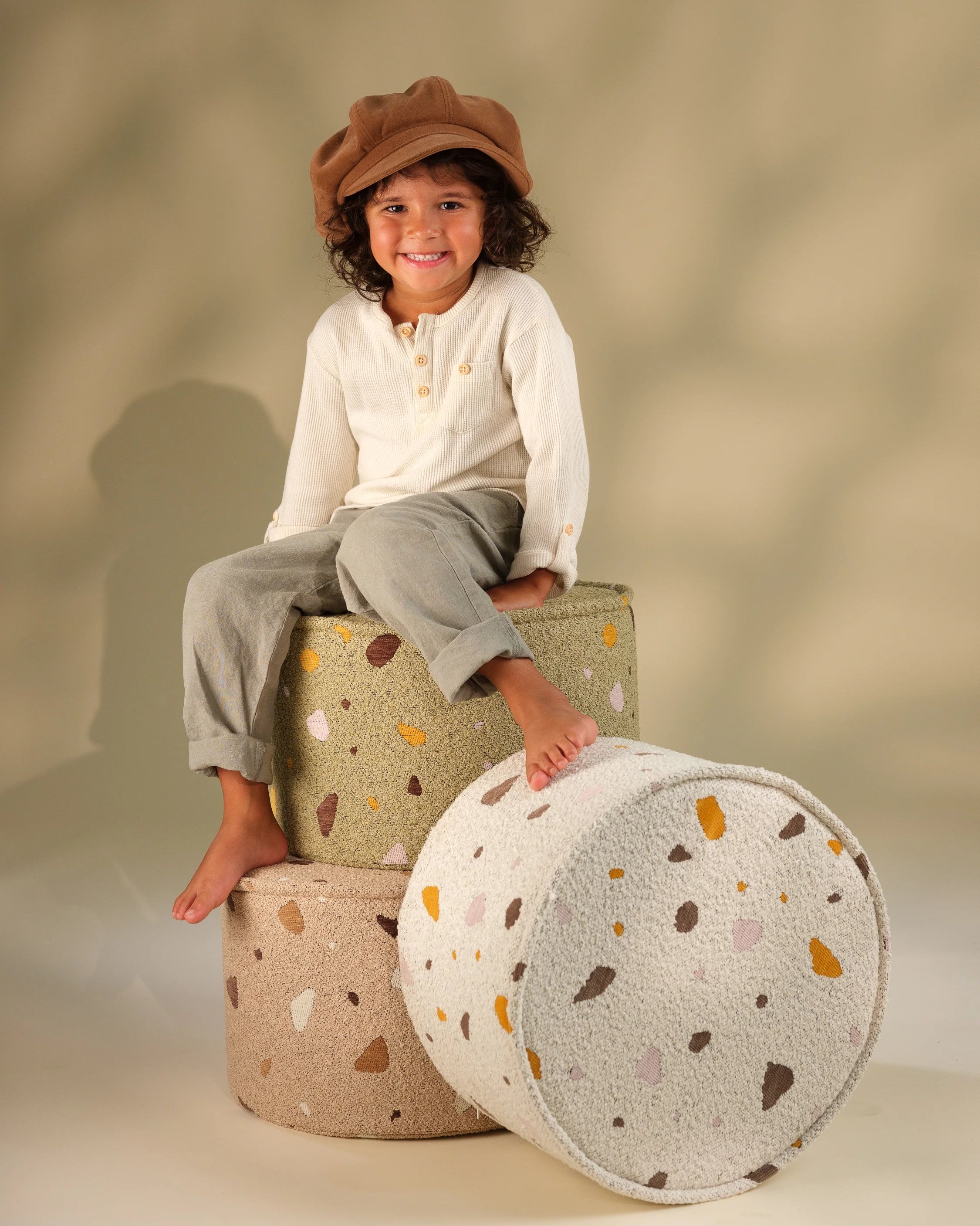 wigiwama-pouf-terrazzo-moss-pouf-enfant image 5