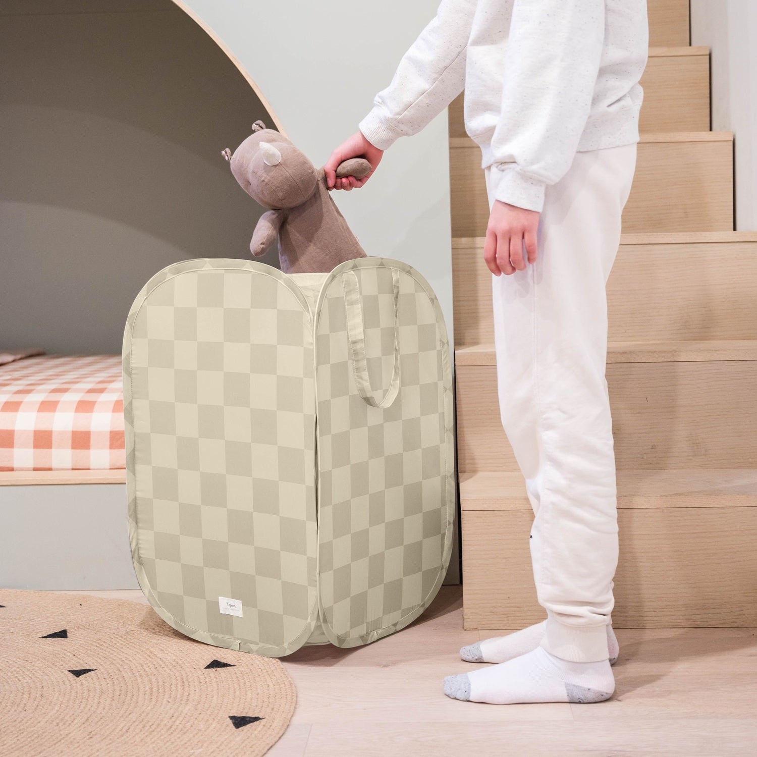 3-sprouts-panier-linge-pop-up-beige-damier-tissu-recycl image 4