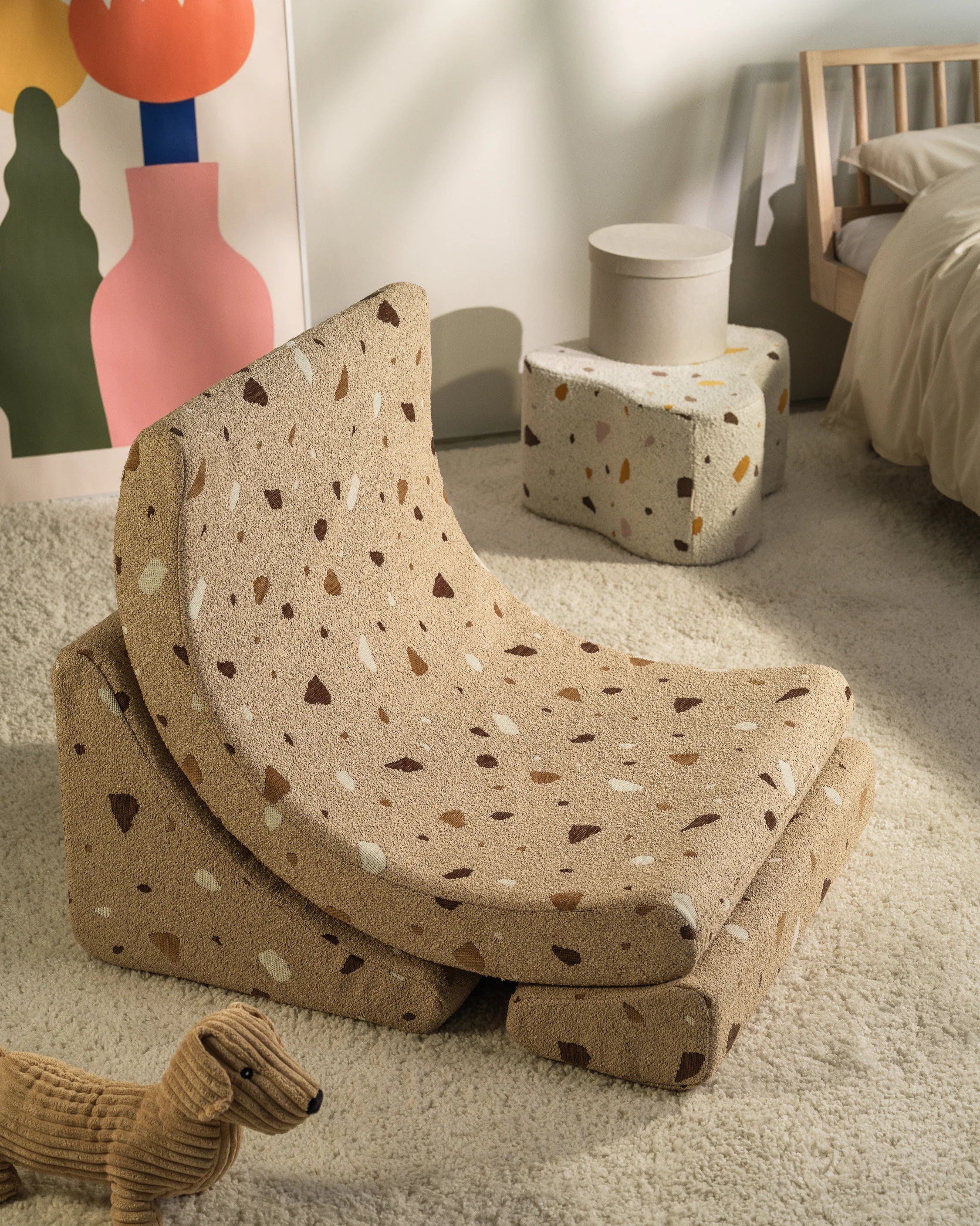wigiwama-fauteuil-lune-chaise-modulable-enfant-terrazzo-sand image 4