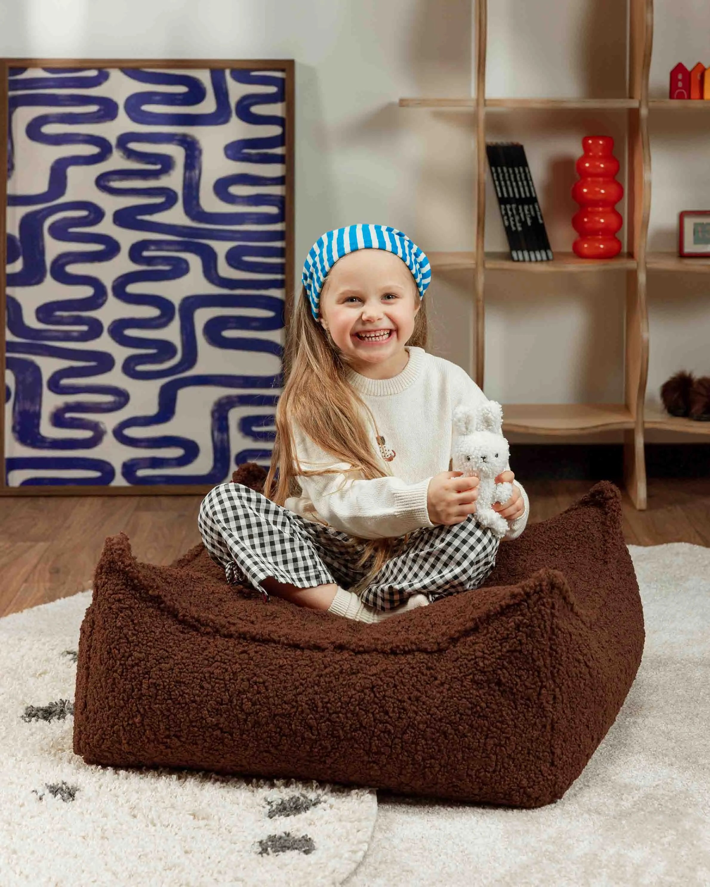 wigiwama-pouf-carr-ottoman-warm-hazel-teddy image 2