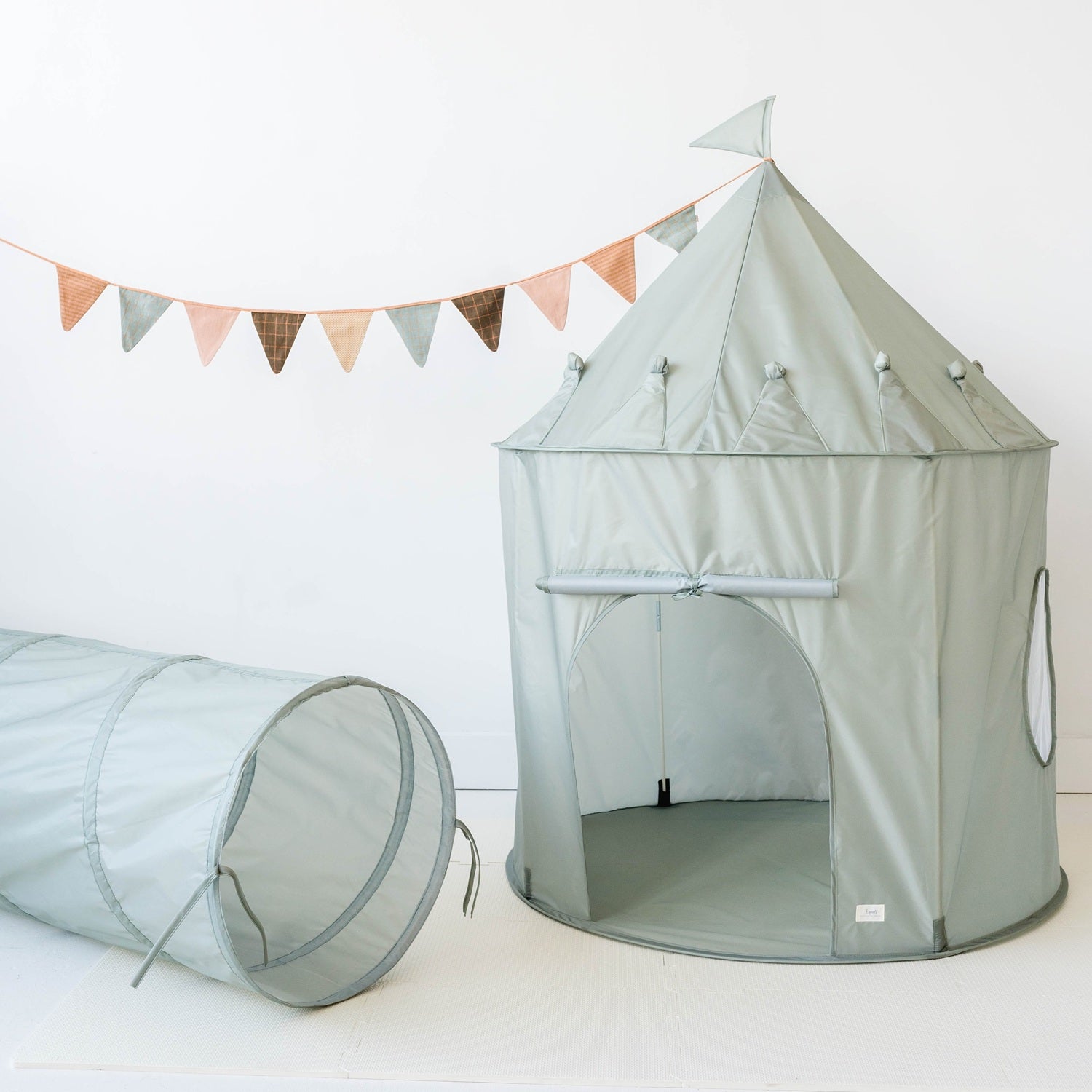 3-sprouts-tunnel-de-jeu-enfant-tissu-recycl-vert image 4