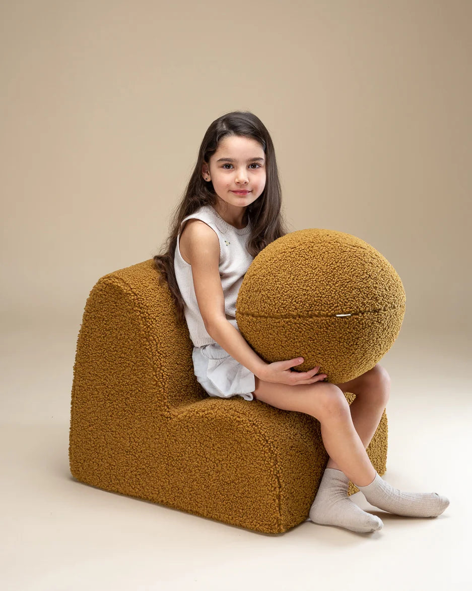 wigiwama-coussin-boule-maple-en-tissu-teddy image 4