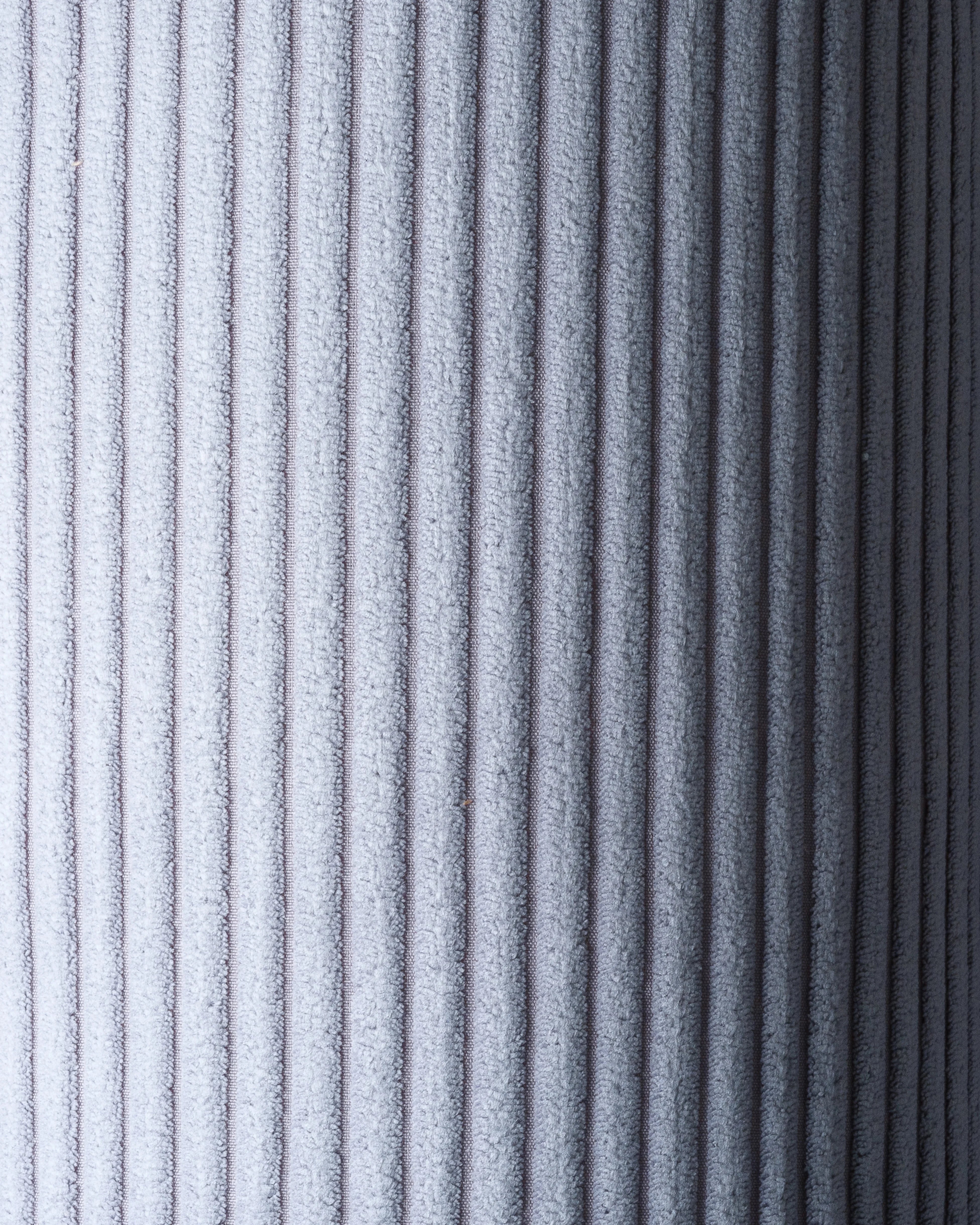 wigiwama-ottoman-carr-coussin-de-sol-carr-blueberry-blue-velours-c-tel image 5