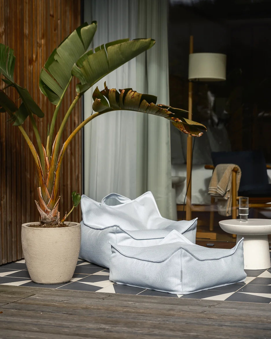 wigiwama-kit-fauteuil-poire-et-ottoman-d-ext-rieur-azure image 2