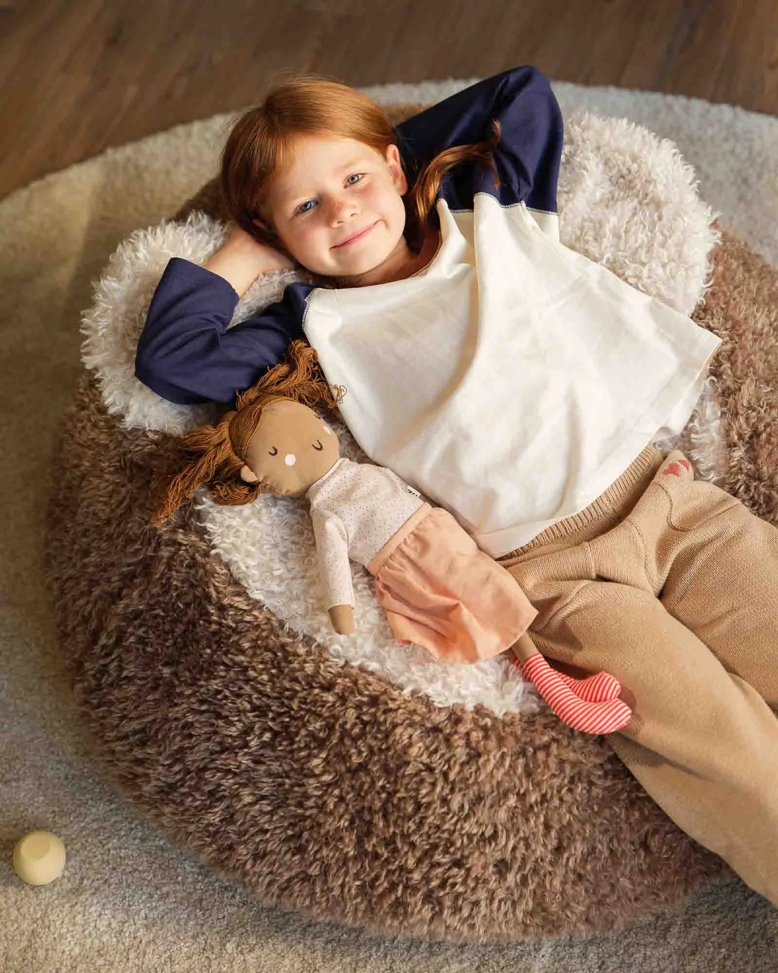 wigiwama-pouf-yeti-truffle-pouf-enfant-moelleux image 2