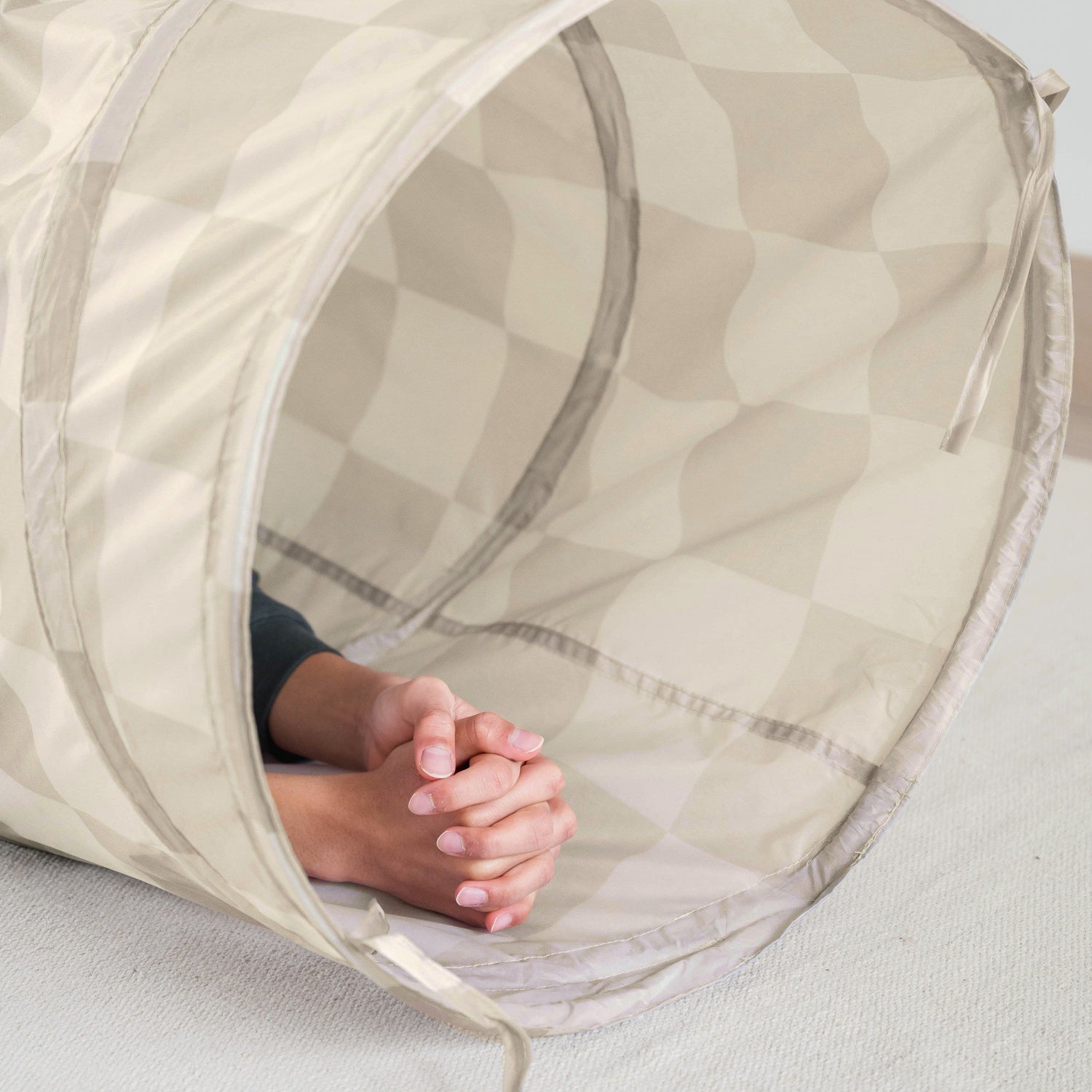 3-sprouts-tunnel-de-jeu-en-tissu-recycl-beige-damier image 6