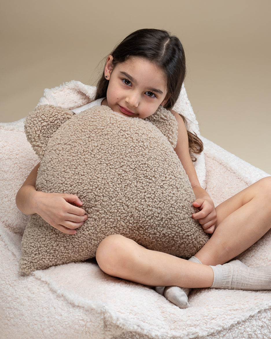 wigiwama-coussin-ours-biscuit-teddy image 3