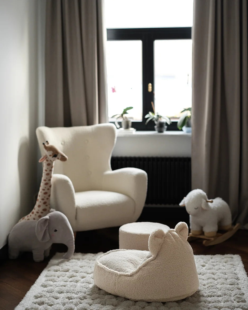 wigiwama-pouf-ours-cream-white-pouf-enfant-teddy image 7