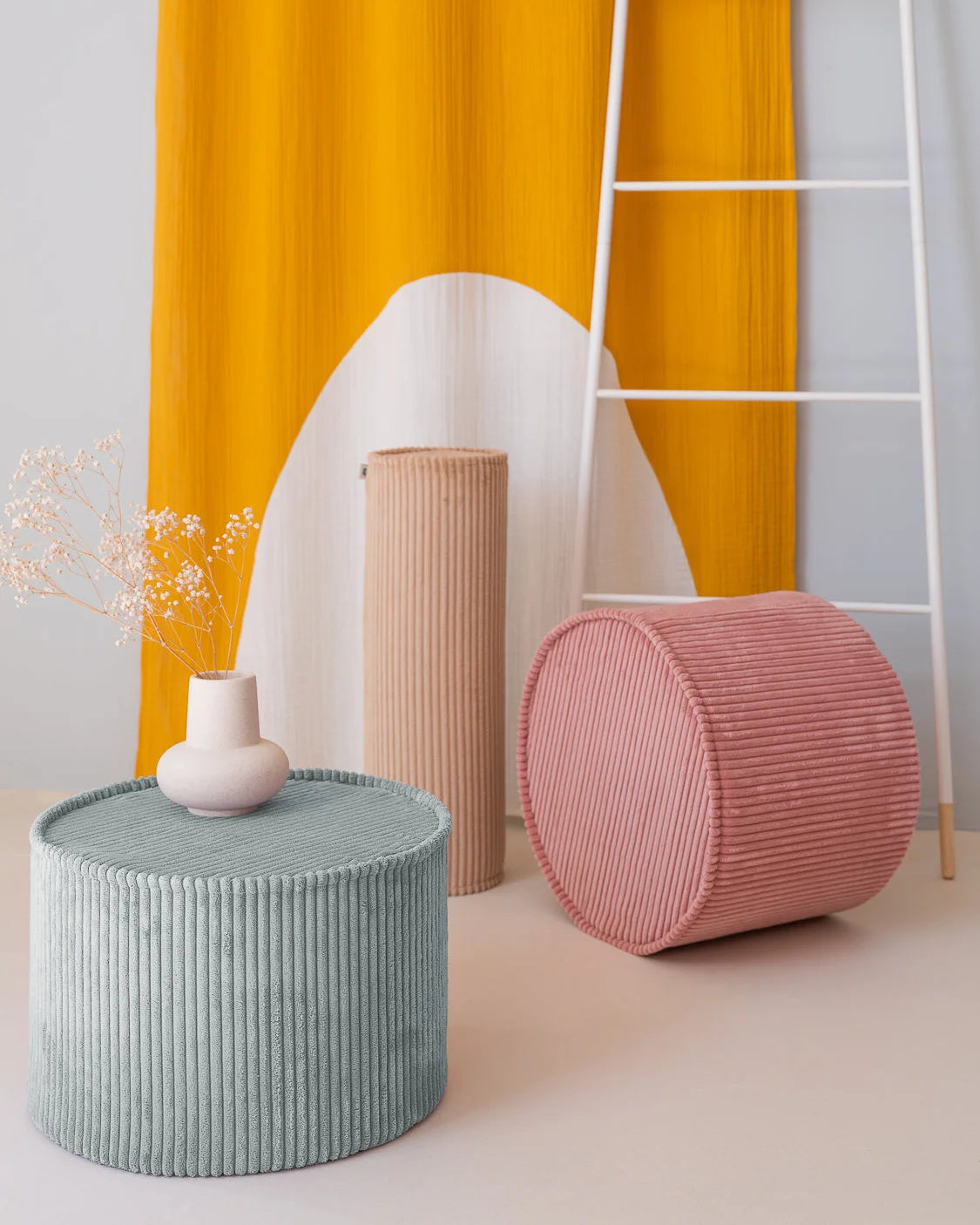 wigiwama-pouf-enfant-peppermint-green-velours-c-tel image 3