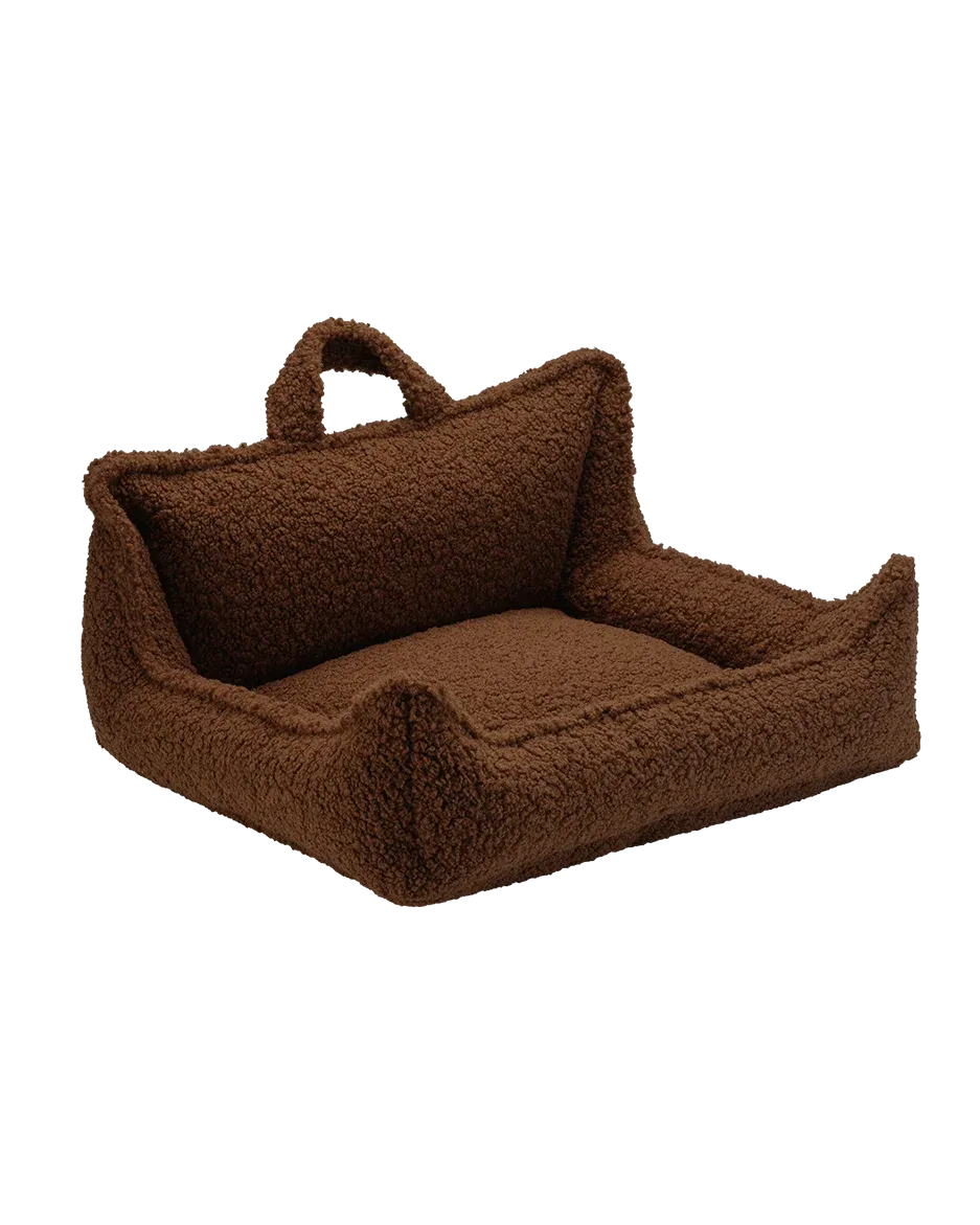 wigiwama-pet-club-chair-m-warm-hazel-lit-chien-design-teddy image 1
